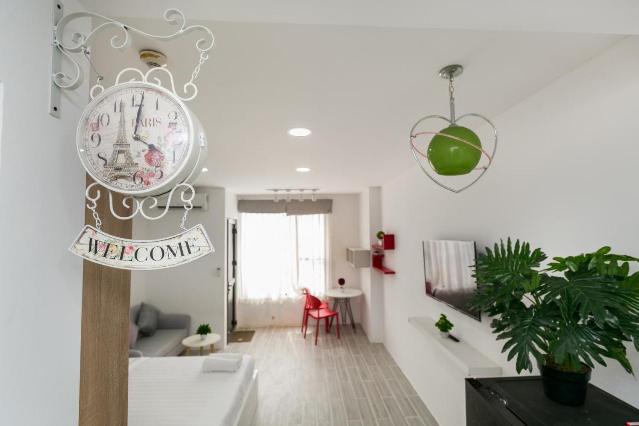 Căn hộ Rivergate Residence Apartments *